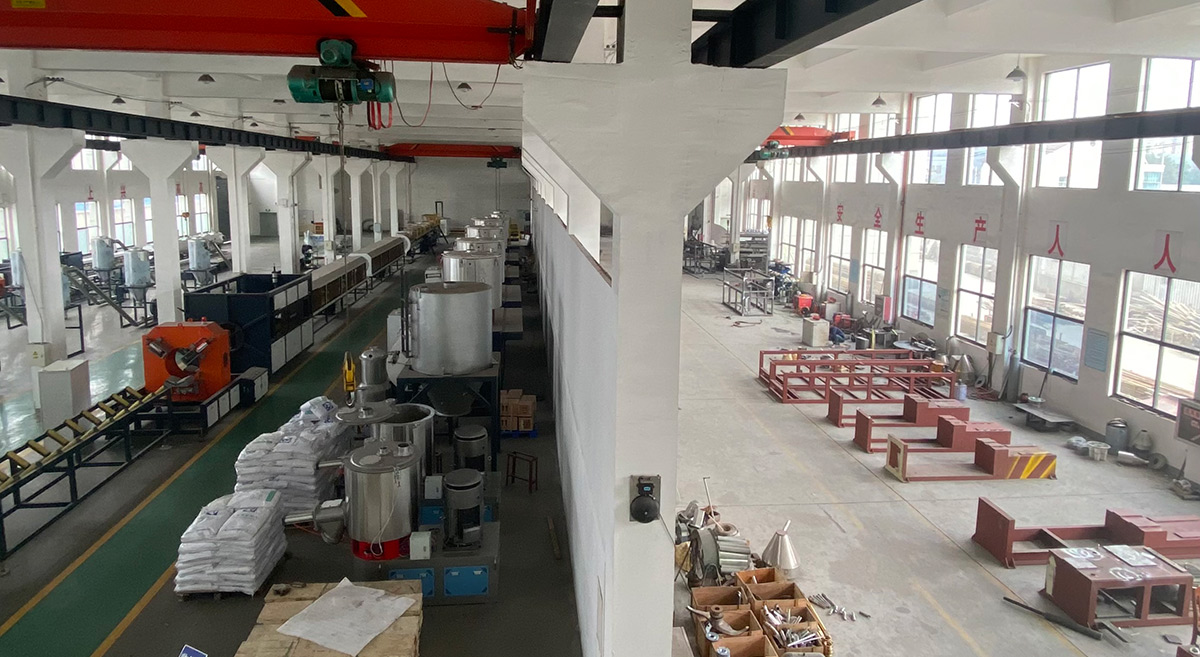 Factory_ZHANGJIAGANG CITY FARCREATIVE PLASTIC MACHINERY CO LTD